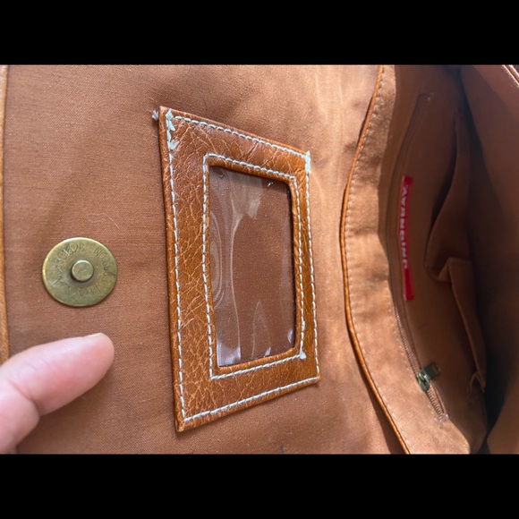 ❌SOLD❌Unionbay Women Brown Crossbody Bag - Picture 4 of 7